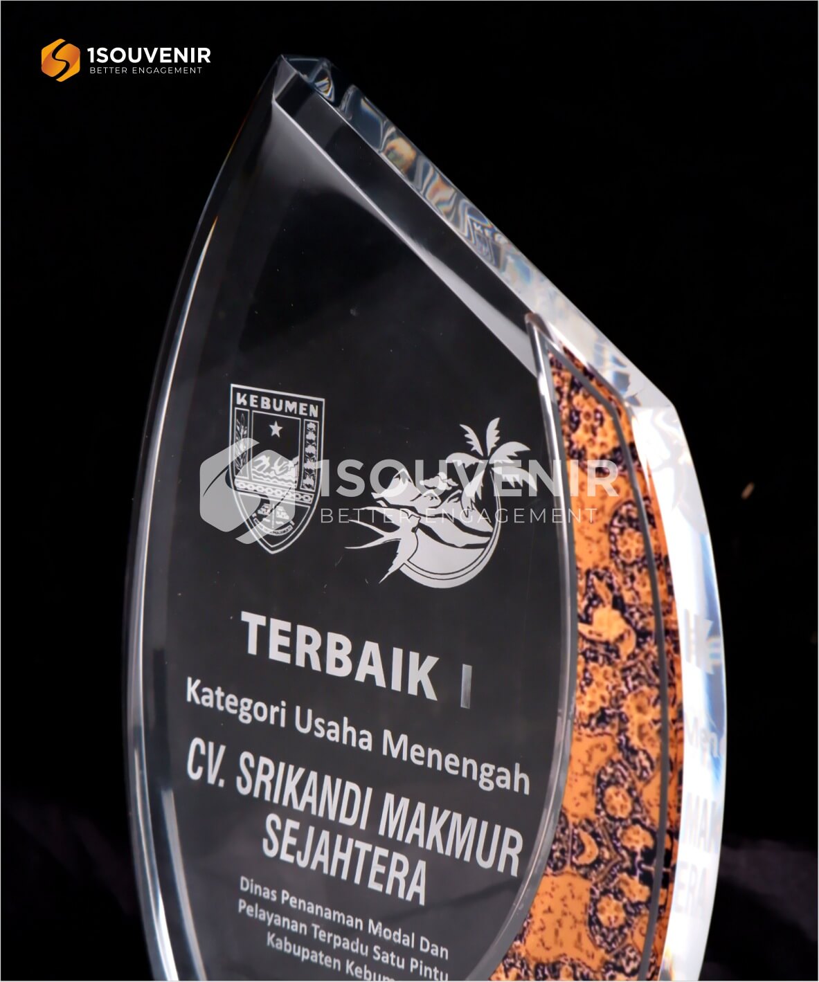 Plakat Akrilik Anugerah Usaha Terbaik 2022 - Image 2