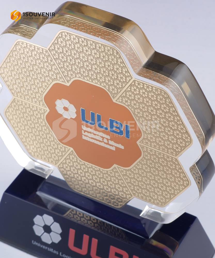 Plakat Akrilik Universitas Logistik & Bisnis Internasional Bandung - Image 2