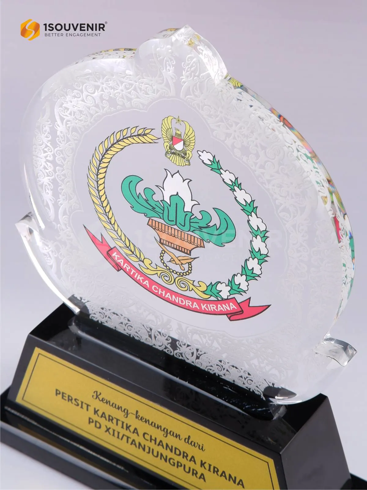 Plakat Akrilik Kenang-kenangan dari Persit Kartika Chandra Kirana PD XII/Tanjungpura - Image 2