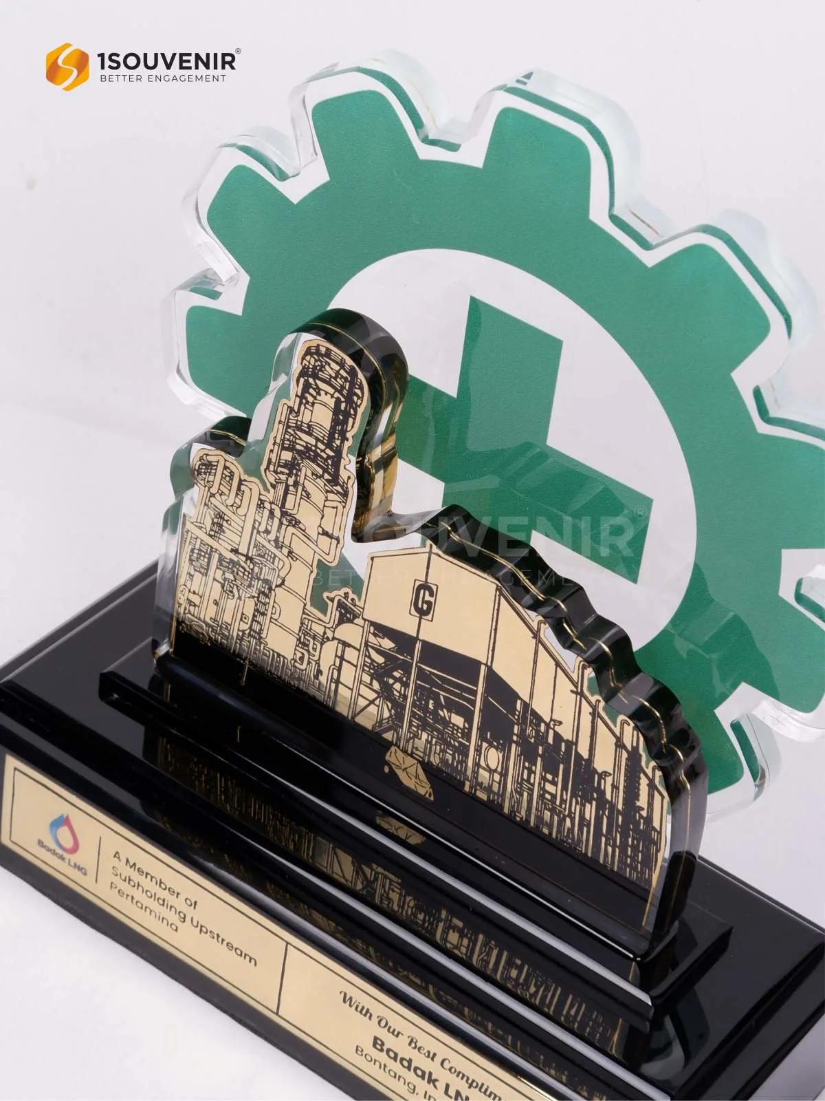 Plakat Akrilik Penghargaan K3 PT Badak LNG - Image 2