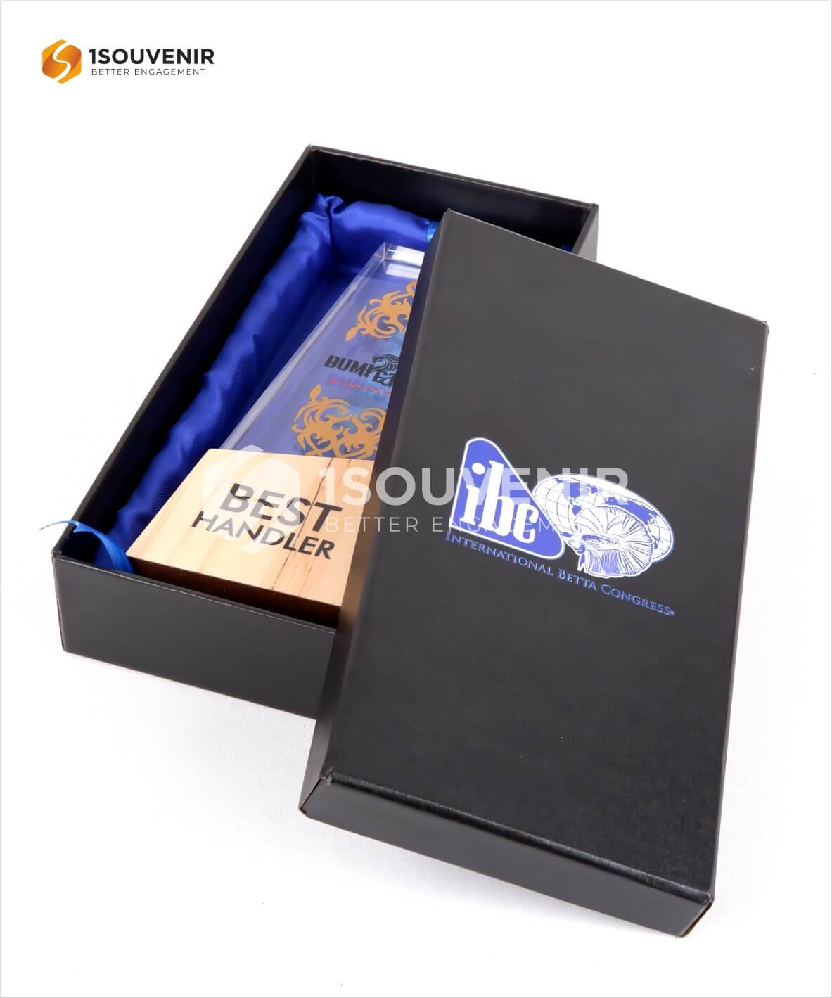 Plakat Akrilik Penghargaan Best Handler IBC Sunction Show - Image 3