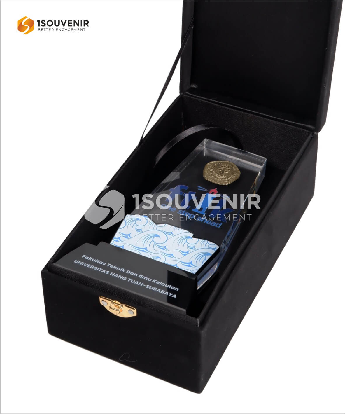 Plakat Akrilik FTIK one step ahed - Fakultas Teknik dan Ilmu kelautan Universitas Hang Tauh-Surabaya - Image 3