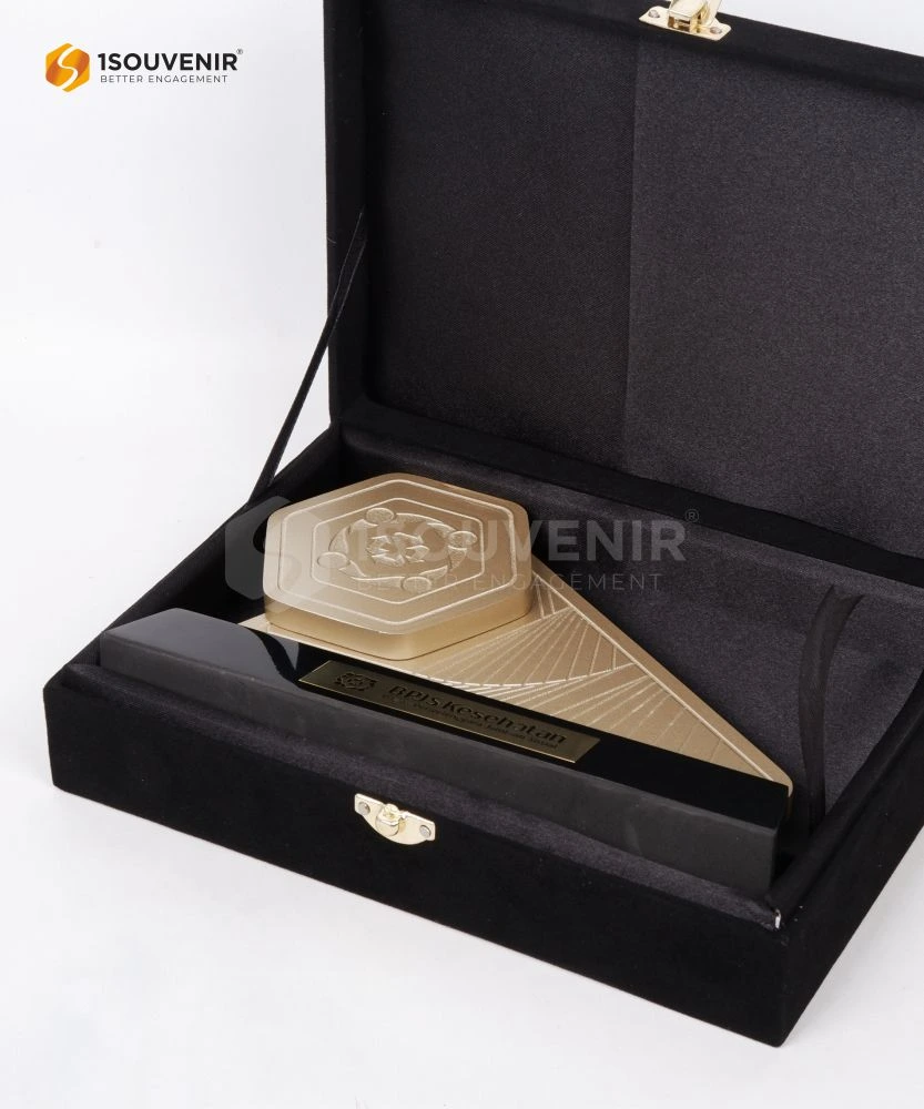 Plakat Akrilik BPJS Kesehatan Makassar - Image 3