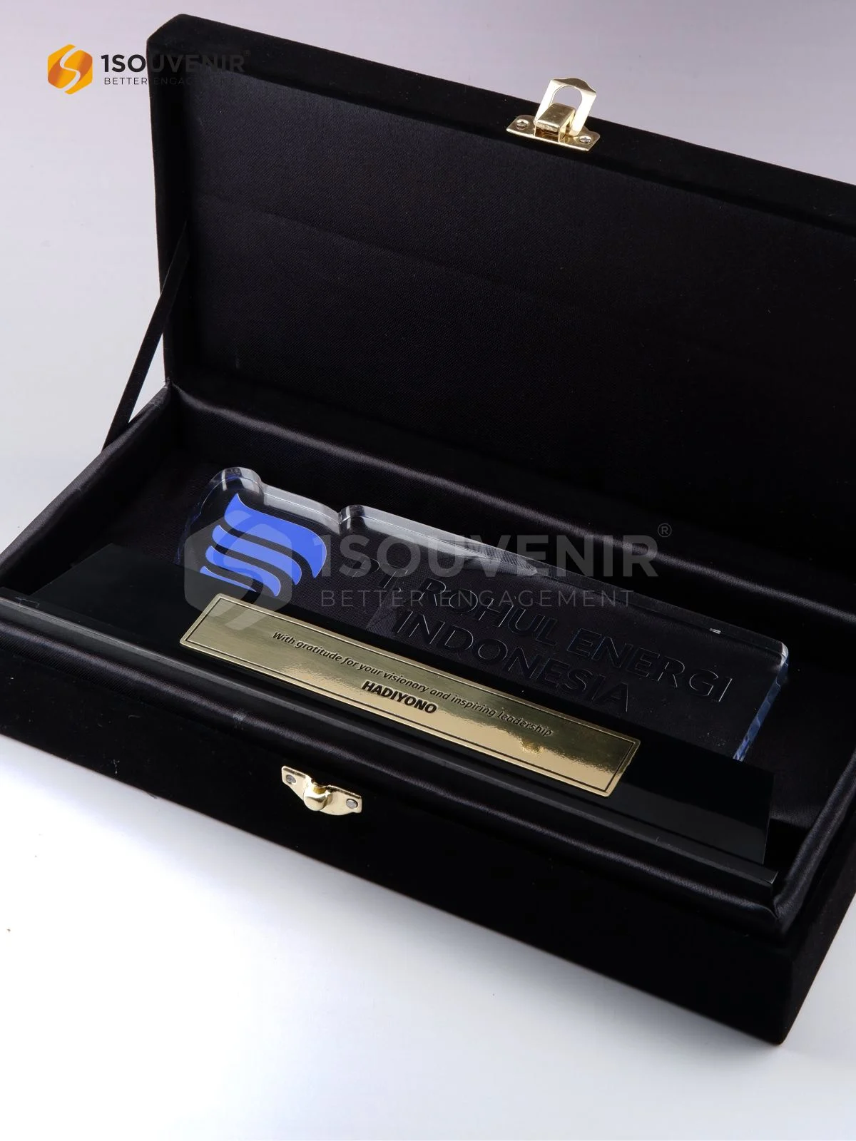 Plakat Akrilik Apresiasi Kepemimpinan dari PT Rohul Energi Indonesia - Image 3