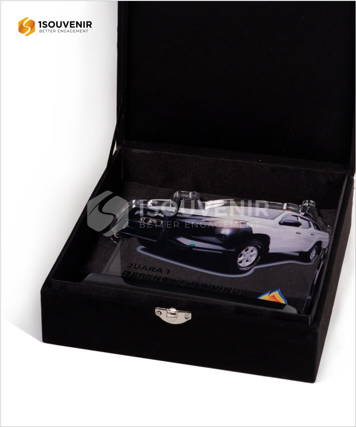 PA386 Plakat Akrilik Juara Defensif Driving - Image 3