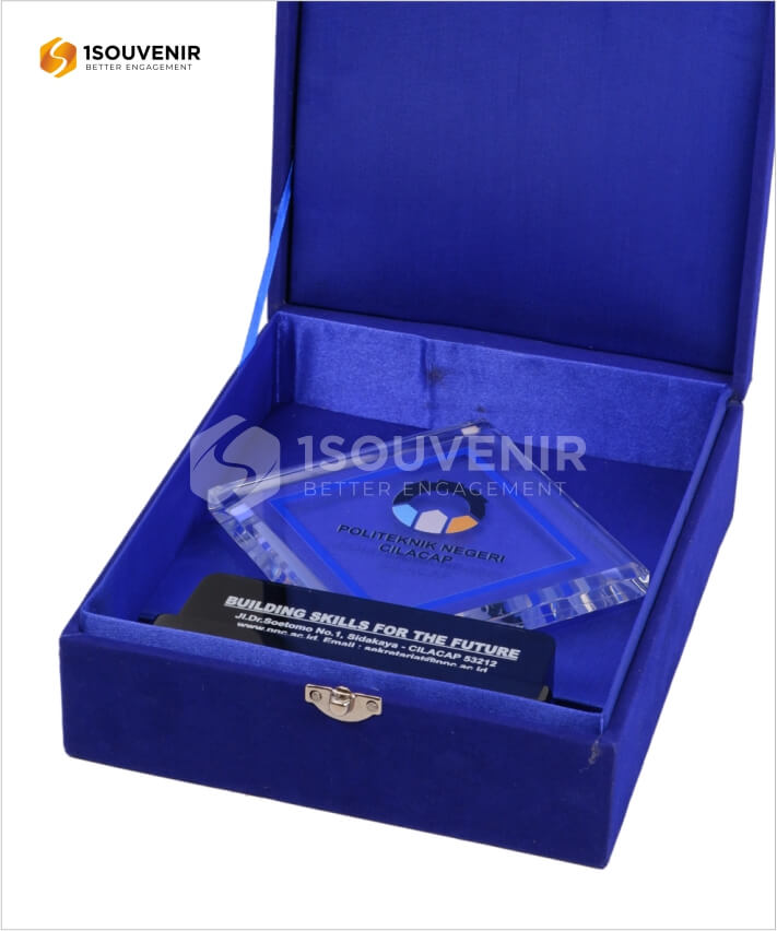 Plakat Akrilik Building Skills for The Future Politeknik Negeri Cilacap - Image 3