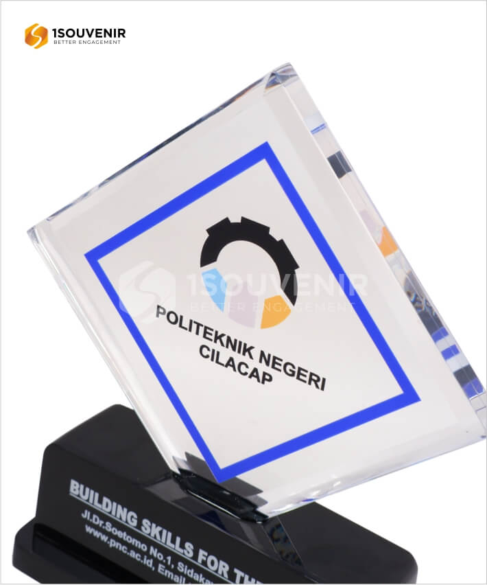 Plakat Akrilik Building Skills for The Future Politeknik Negeri Cilacap - Image 2