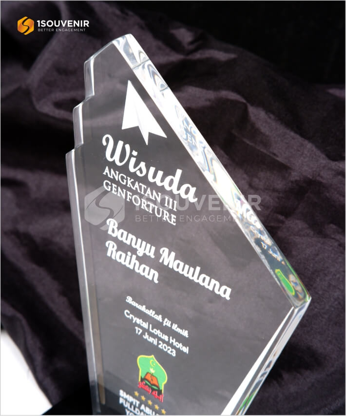 Plakat Akrilik Wisuda SMPIT Abu Bakar Yogyakarta - Image 2