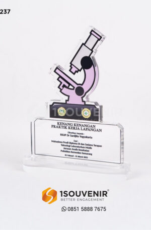 Plakat Akrilik PKL Mahasiswa Prodi Diploma III - Poltekkes Kemenkes