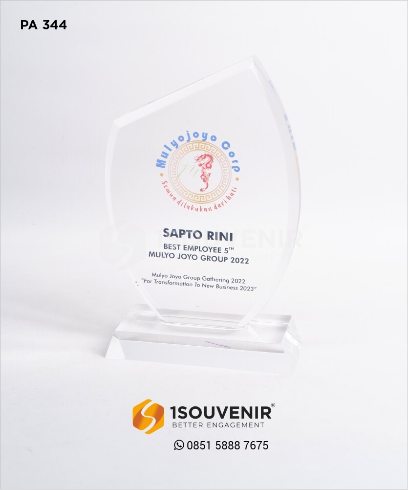 Plakat Akrilik Best Employee Mulyo Joyo Group