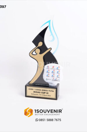 Plakat Akrilik Juara Ganda Beregu Putra Migas Cup IX