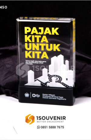 Plakat Akrilik DJP Kanwil DIY