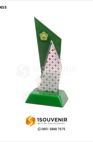 Plakat Akrilik Madrasah Muallimaat Muhammadiyah Yogyakarta