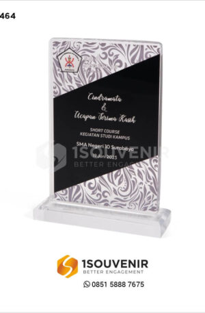 Plakat Akrilik Short Course SMA N 10 Surabaya