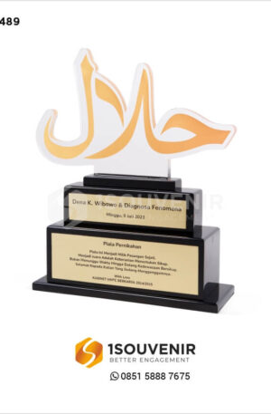 Plakat Akrilik Piala Pernikahan Kabinet HMTC Berkarya