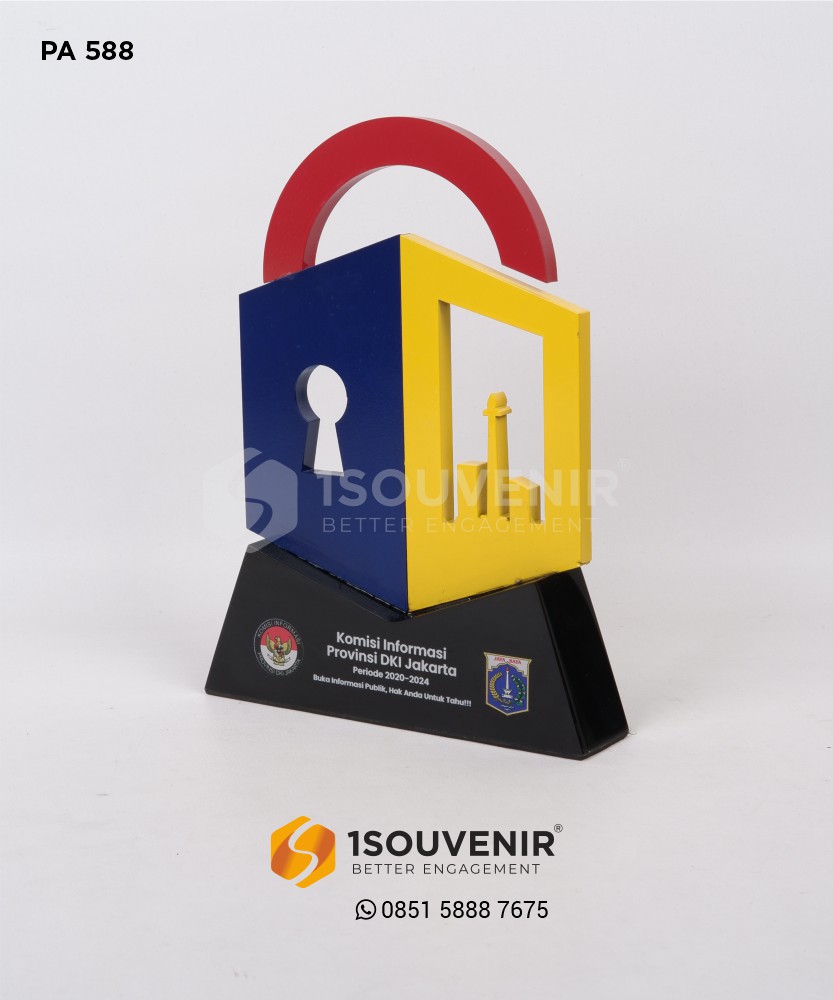 Plakat Akrilik Komisi Informasi Provinsi DKI Jakarta Periode 2020-2024