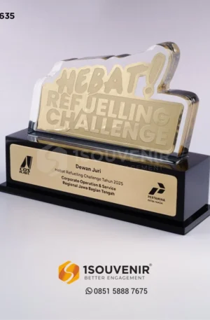 Plakat Akrilik Logam Best of The Best Hebat Refuelling Challenge 2025 PT Pertamina PN