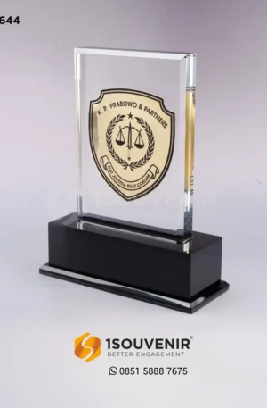 Plakat Akrilik Kuningan KP Prabowo & Partners Law Office