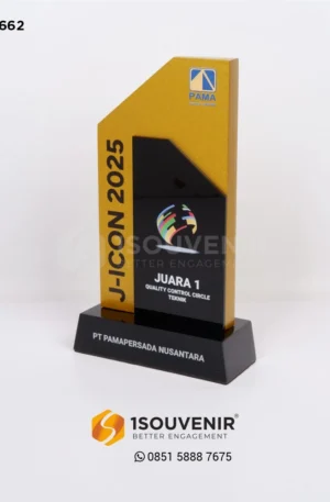 Plakat Akrilik J-ICON 2025 PT Pamapersada Nusantara