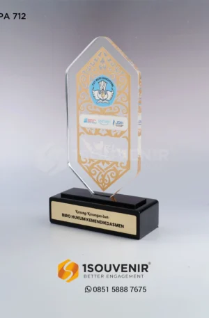 Plakat Akrilik Kenang-kenangan dari Biro Hukum Kemendikdasmen