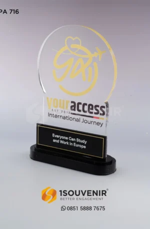 Plakat Akrilik Kenang-kenangan Your Access International Journey