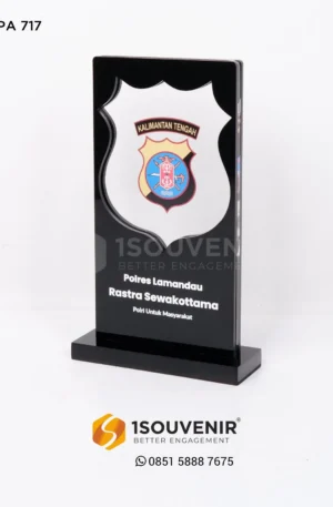 Plakat Akrilik Kenang-kenangan Polres Lamandau Rastra Sewakottama