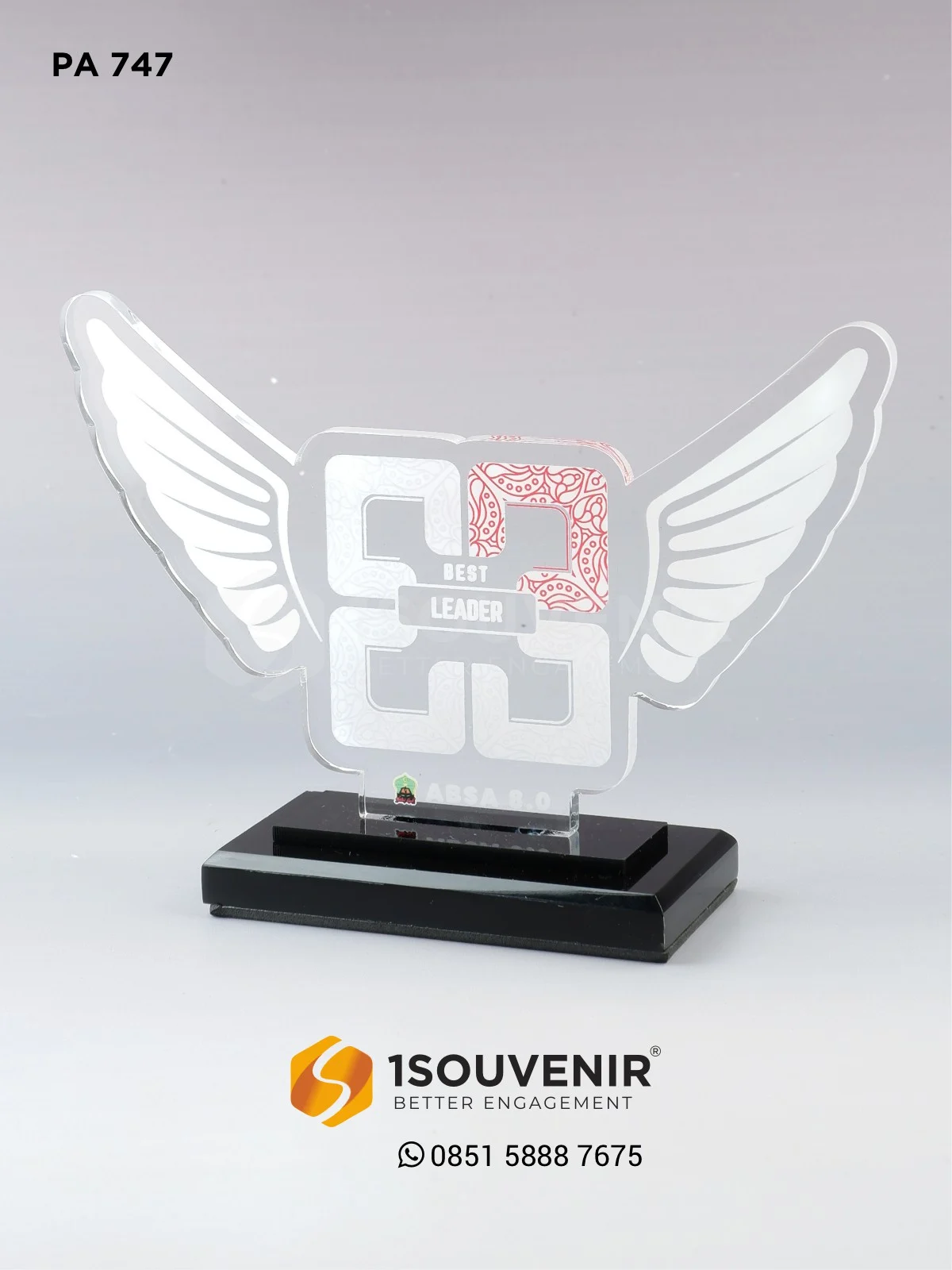 Plakat Akrilik Penghargaan Best Leader ABSA 8.0