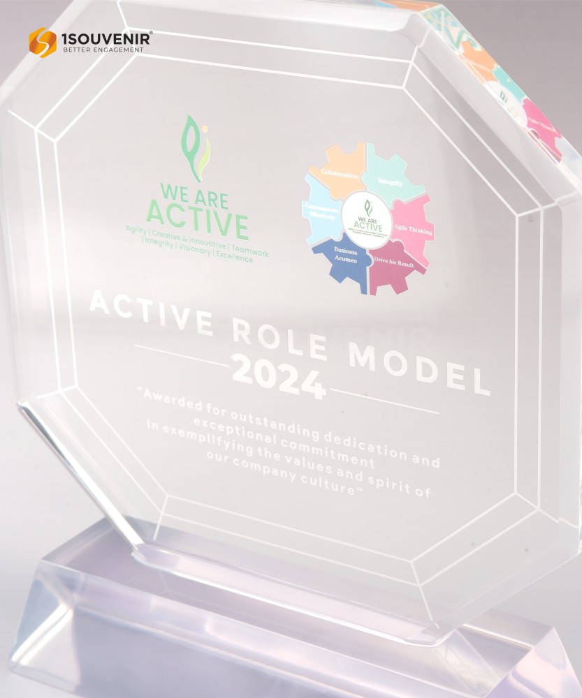 Plakat Akrilik Penghargaan Active Role Model 2024 - Image 2