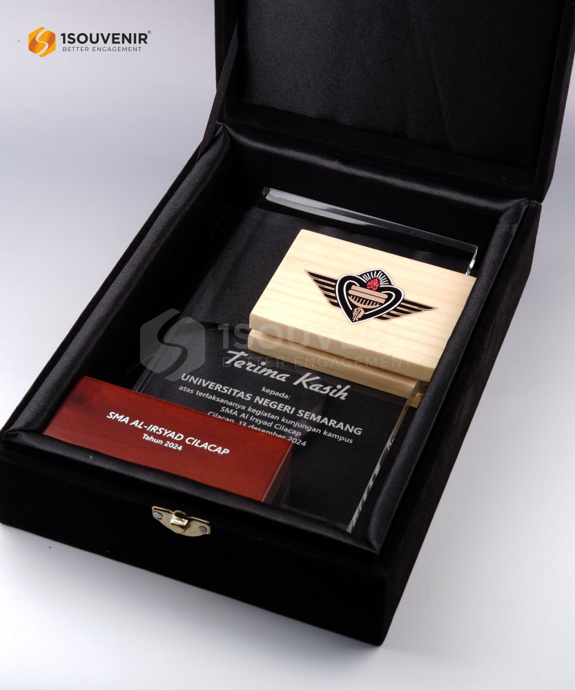 Plakat Akrilik SMA Al Irsyad Cilacap - Image 3