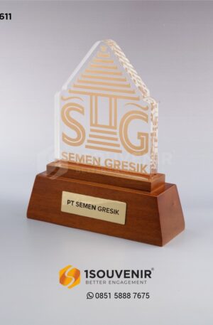 Plakat Akrilik PT Semen Gresik